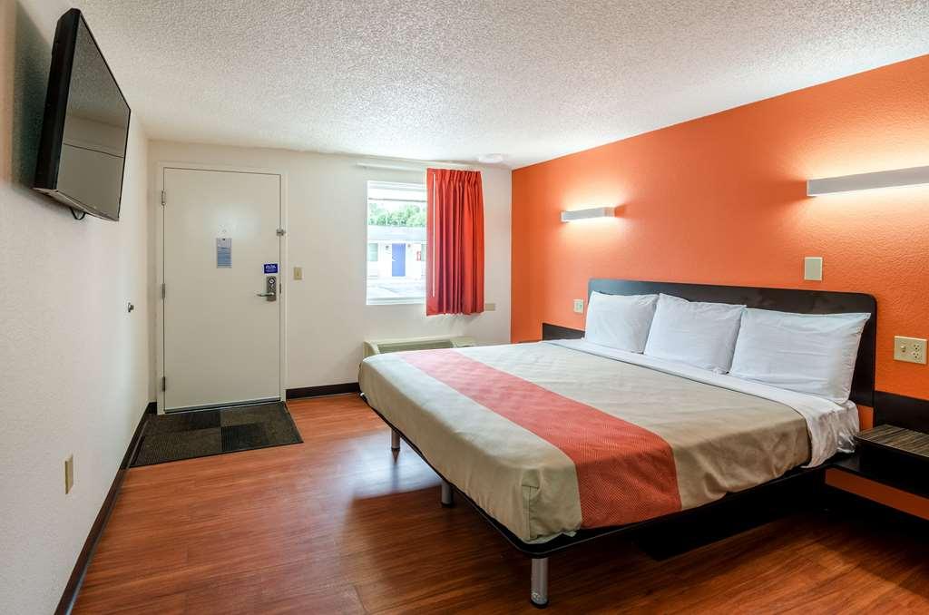 Motel 6 Troutville, Va Δωμάτιο φωτογραφία